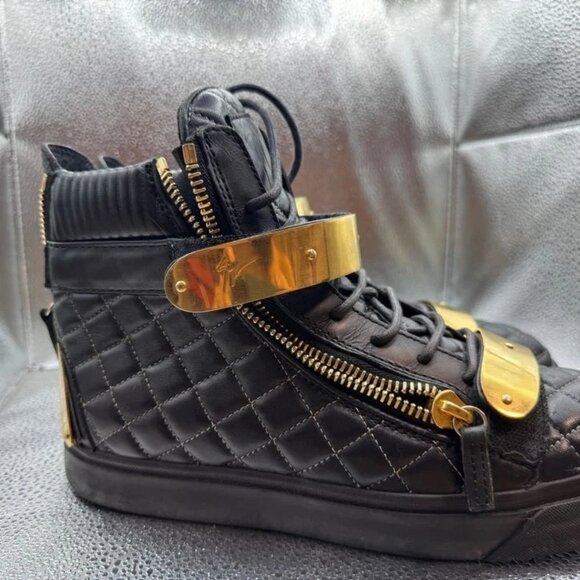 Size 40 - Giuseppe Zanotti Womens Black Leather High Top‎ Gold Quilted Sneakers - Picture 4 of 9